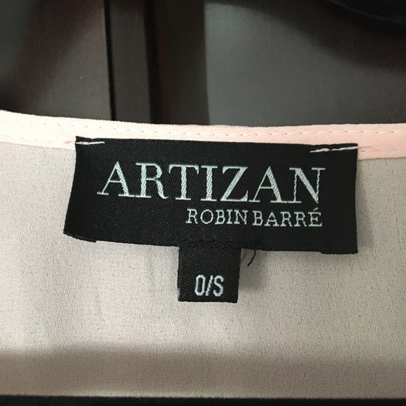Artizan Zip Poncho - Blush Pink, One Size - Picture 3 of 3
